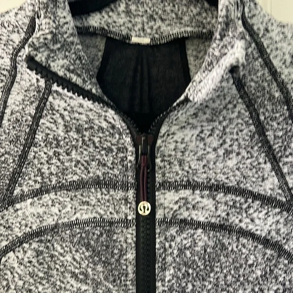 Lululemon Define Jacket - Picture 2 of 5